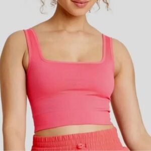 All in Motion Cropped Seamless Tank Top